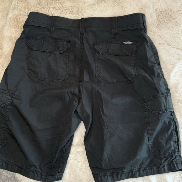Lee Extreme Motion Men’s Black Shorts 34 - Picture 3 of 15